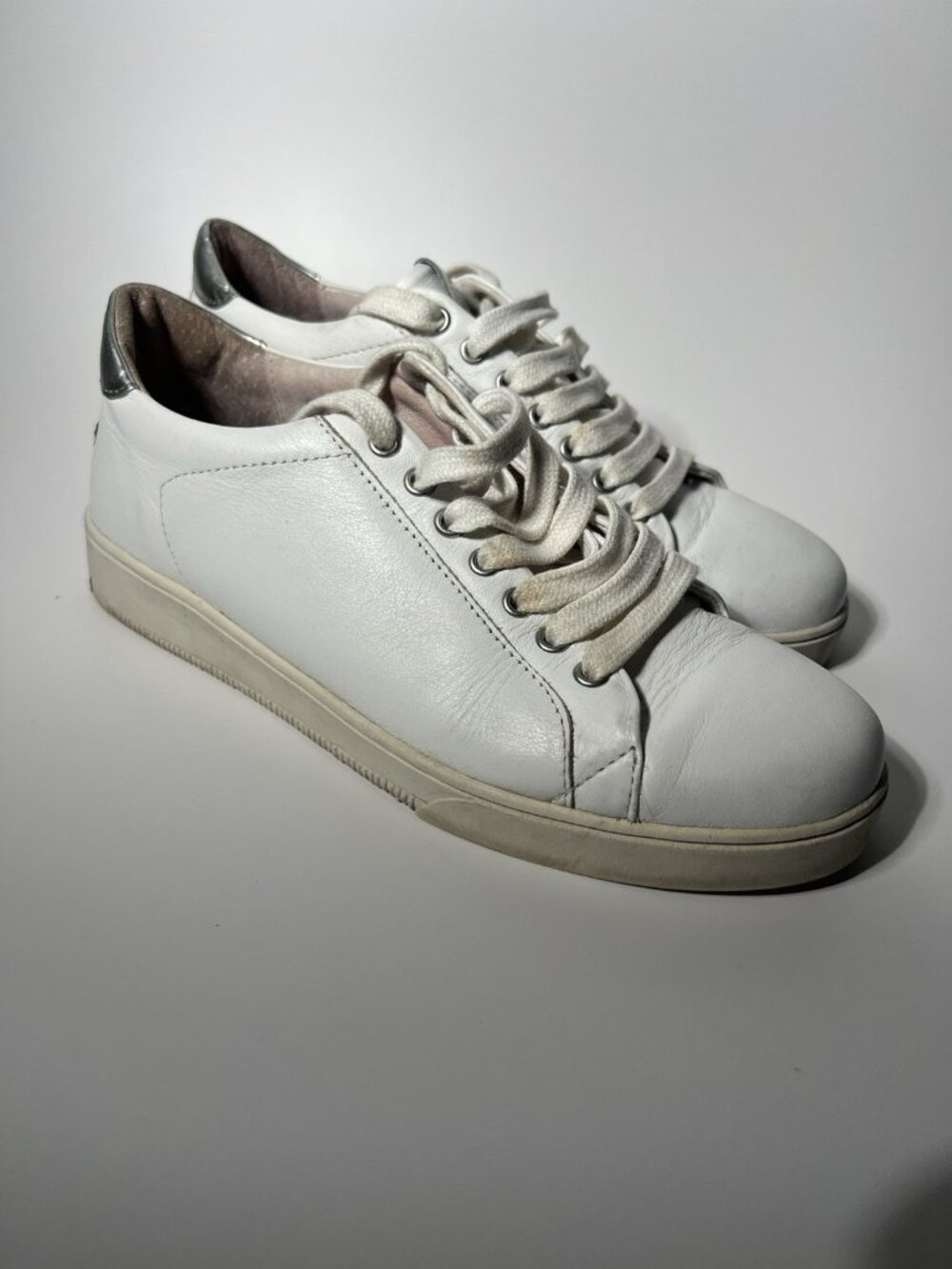 Blackstone Women’s Leather Sneakers EU 38 US 7.5-8 White Silver